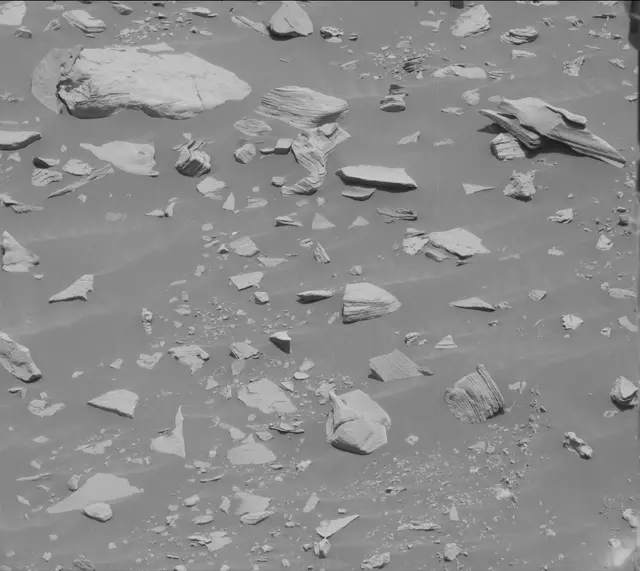 Sol 2688: Mast Camera (Mastcam)