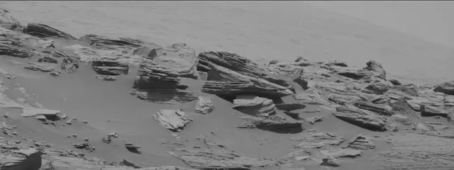 Sol 2692: Mast Camera (Mastcam)