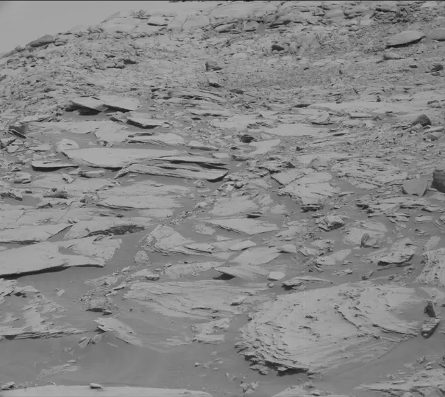 Sol 2692: Mast Camera (Mastcam)