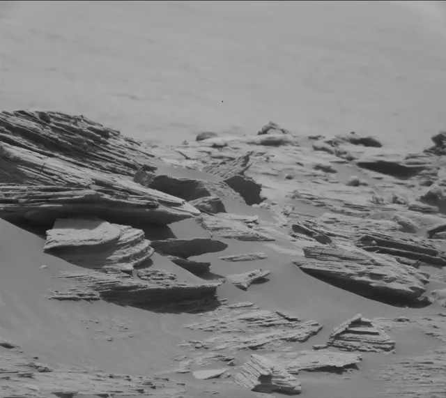 Sol 2692: Mast Camera (Mastcam)