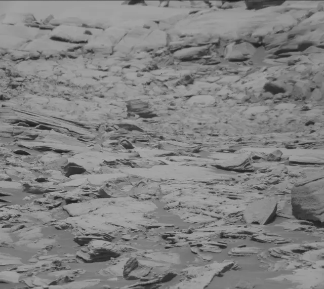 Sol 2692: Mast Camera (Mastcam)