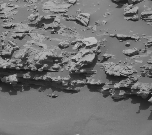 Sol 2692: Mast Camera (Mastcam)