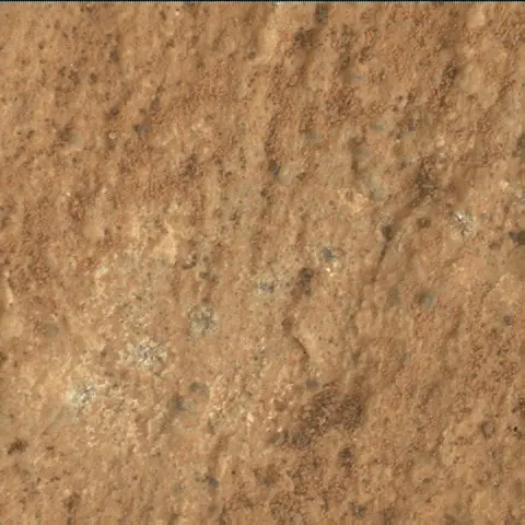 Sol 2694: Mars Hand Lens Imager (MAHLI)