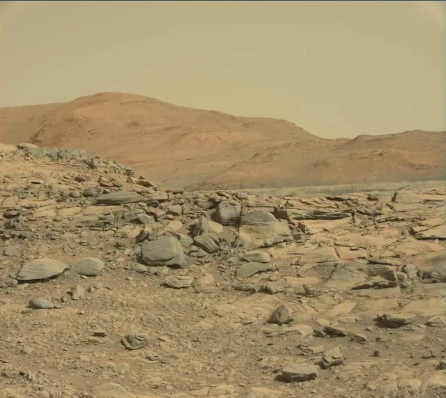 Sol 2695: Mast Camera (Mastcam)