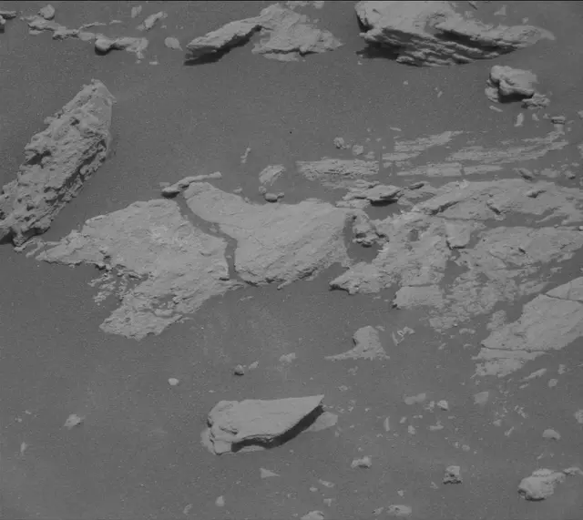 Sol 2695: Mast Camera (Mastcam)