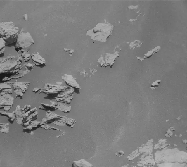 Sol 2695: Mast Camera (Mastcam)