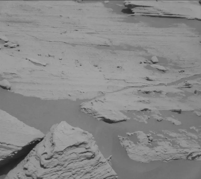 Sol 2695: Mast Camera (Mastcam)