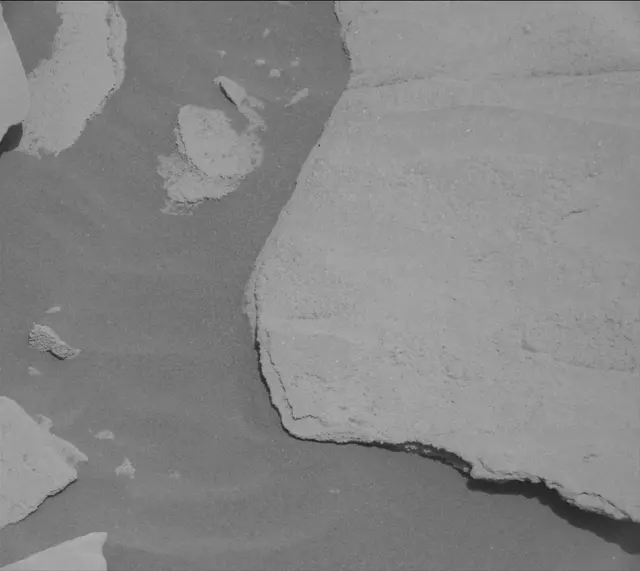 Sol 2696: Mast Camera (Mastcam)