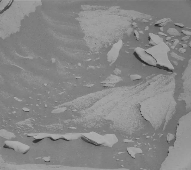 Sol 2696: Mast Camera (Mastcam)