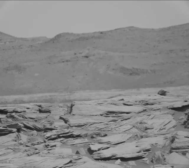 Sol 2696: Mast Camera (Mastcam)