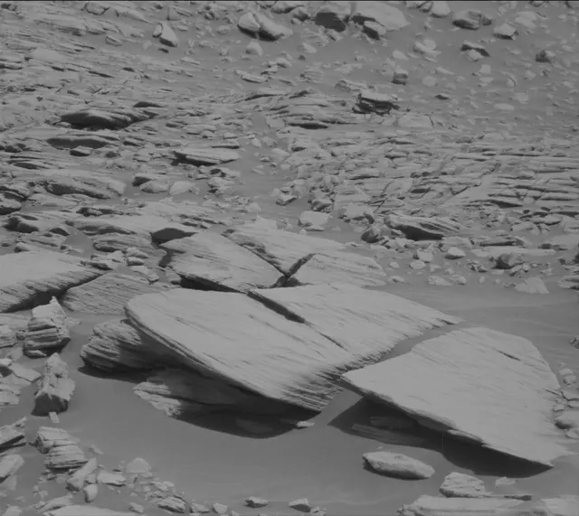 Sol 2696: Mast Camera (Mastcam)
