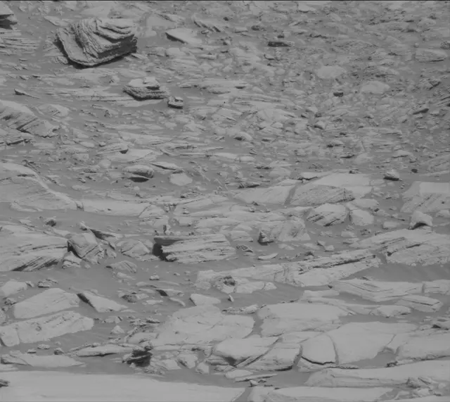 Sol 2696: Mast Camera (Mastcam)
