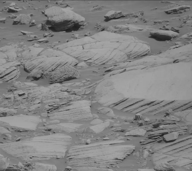 Sol 2696: Mast Camera (Mastcam)