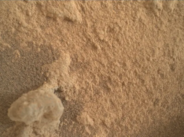 Sol 2696: Mars Hand Lens Imager (MAHLI)