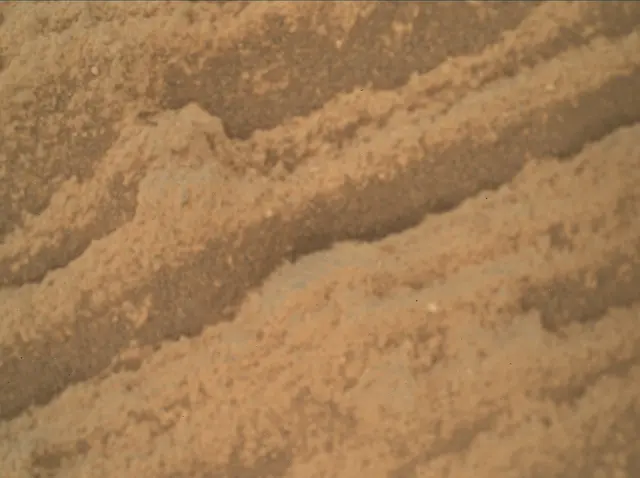 Sol 2696: Mars Hand Lens Imager (MAHLI)