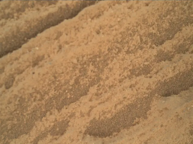Sol 2696: Mars Hand Lens Imager (MAHLI)
