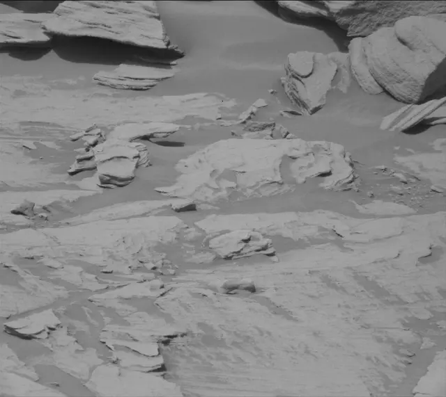 Sol 2697: Mast Camera (Mastcam)