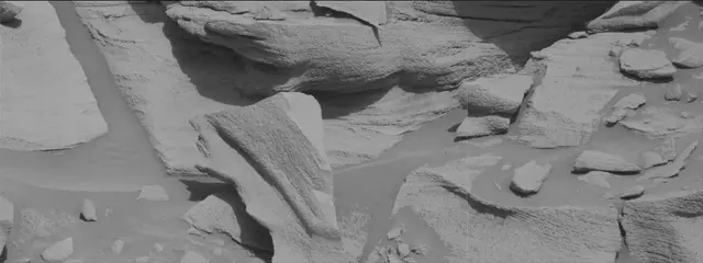 Sol 2699: Mast Camera (Mastcam)