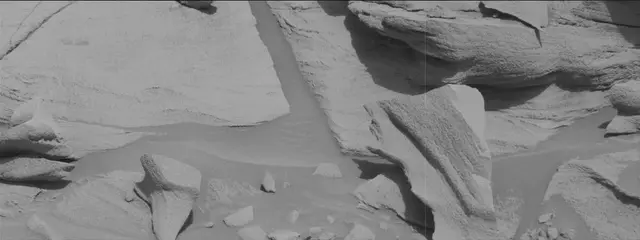 Sol 2699: Mast Camera (Mastcam)