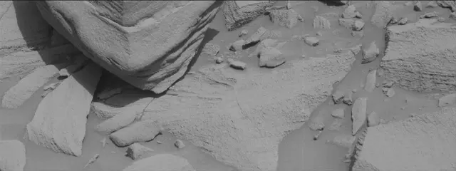 Sol 2699: Mast Camera (Mastcam)