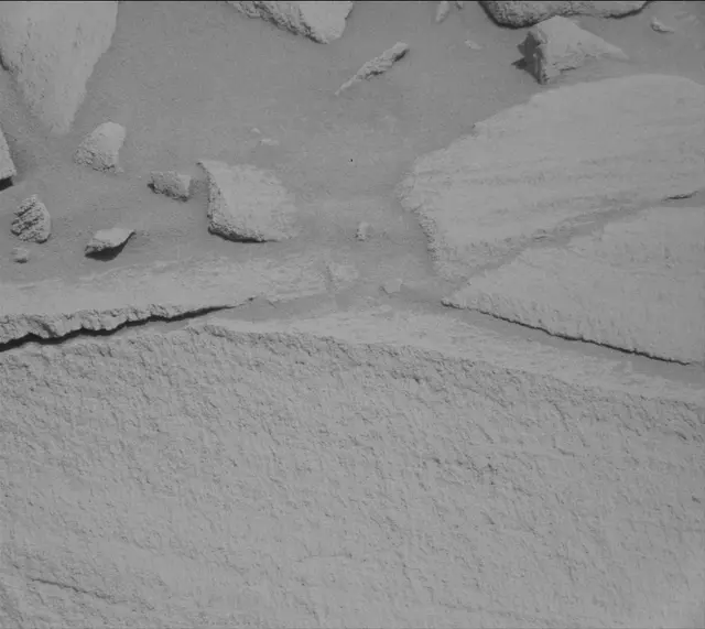 Sol 2699: Mast Camera (Mastcam)