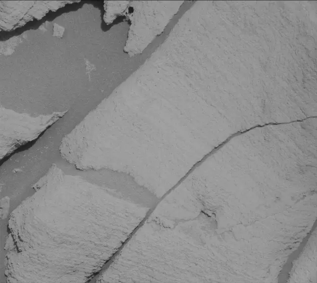 Sol 2699: Mast Camera (Mastcam)