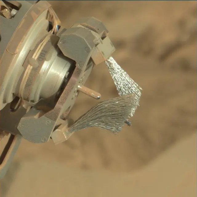 Sol 2699: Mast Camera (Mastcam)