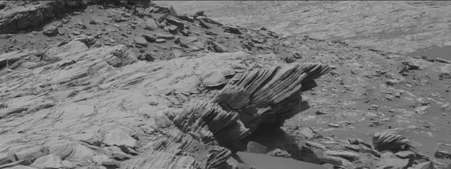 Sol 2700: Mast Camera (Mastcam)