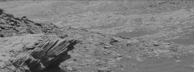 Sol 2700: Mast Camera (Mastcam)