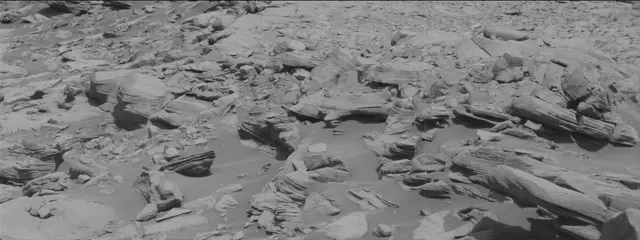 Sol 2700: Mast Camera (Mastcam)