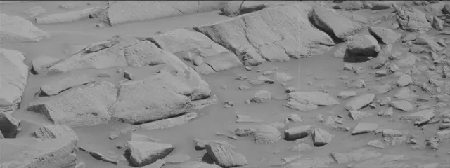 Sol 2700: Mast Camera (Mastcam)