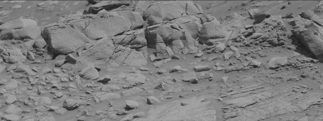 Sol 2700: Mast Camera (Mastcam)