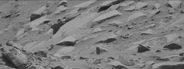 Sol 2700: Mast Camera (Mastcam)
