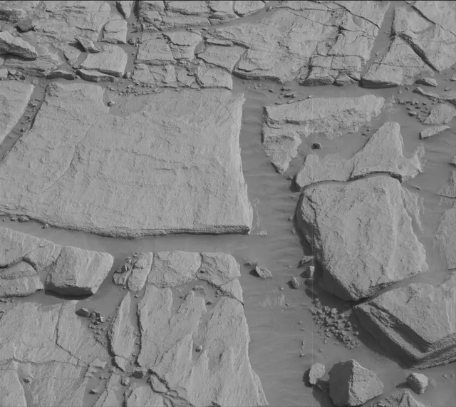Sol 2700: Mast Camera (Mastcam)