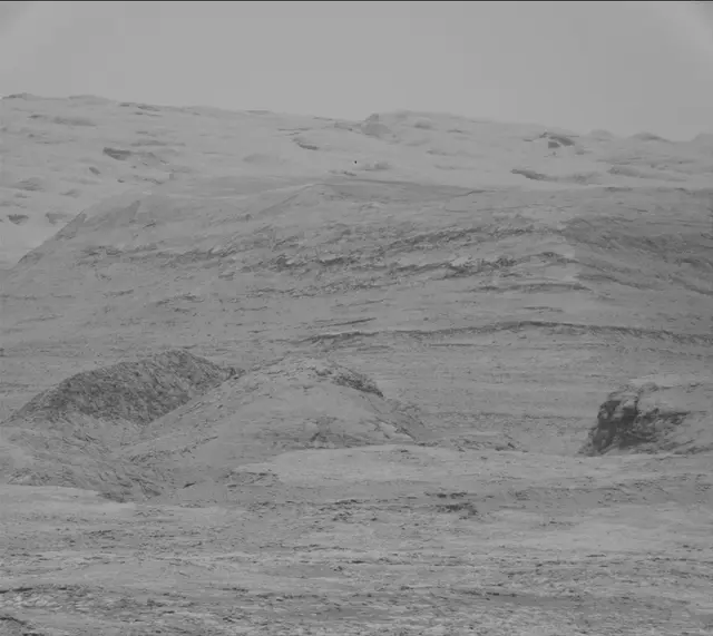 Sol 2700: Mast Camera (Mastcam)