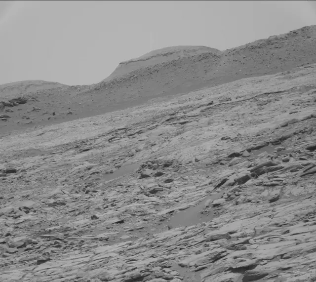 Sol 2700: Mast Camera (Mastcam)