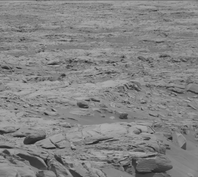 Sol 2700: Mast Camera (Mastcam)