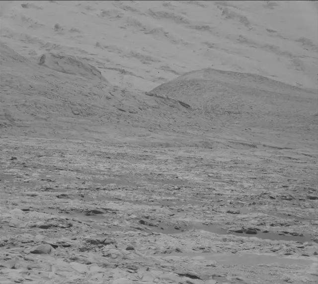 Sol 2700: Mast Camera (Mastcam)