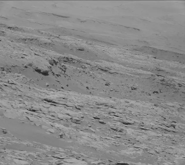 Sol 2700: Mast Camera (Mastcam)