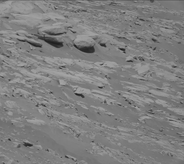 Sol 2700: Mast Camera (Mastcam)