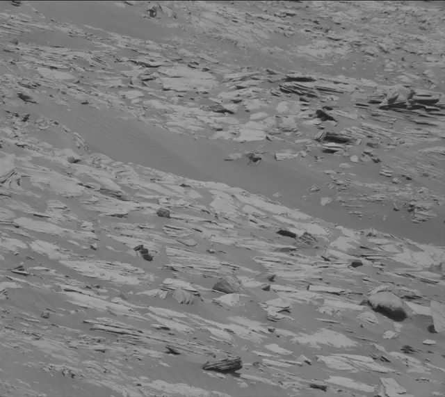 Sol 2700: Mast Camera (Mastcam)