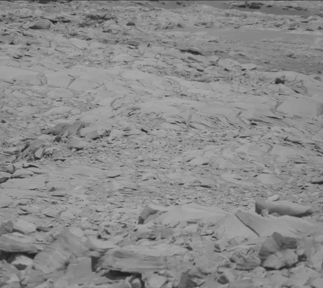 Sol 2700: Mast Camera (Mastcam)