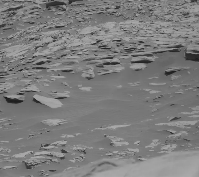 Sol 2700: Mast Camera (Mastcam)