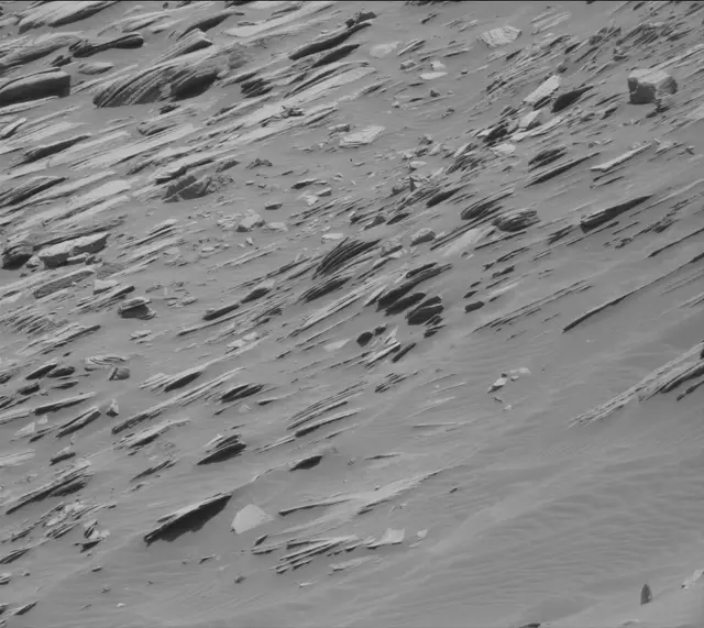 Sol 2700: Mast Camera (Mastcam)