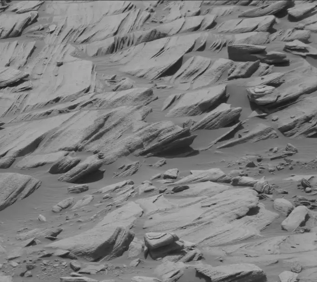 Sol 2700: Mast Camera (Mastcam)
