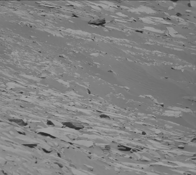 Sol 2700: Mast Camera (Mastcam)