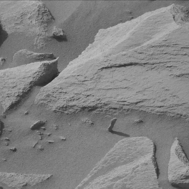Sol 2700: Mast Camera (Mastcam)