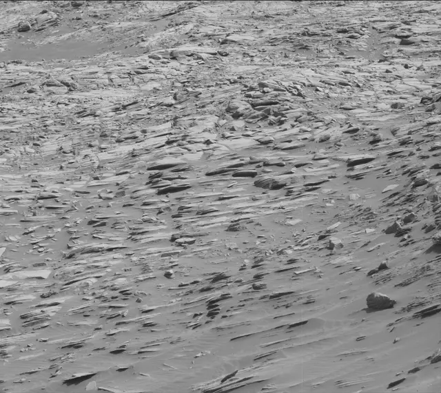 Sol 2702: Mast Camera (Mastcam)