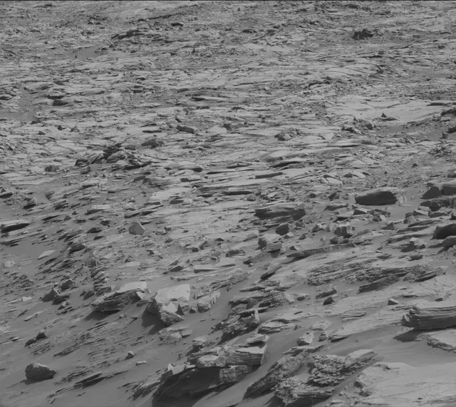 Sol 2702: Mast Camera (Mastcam)
