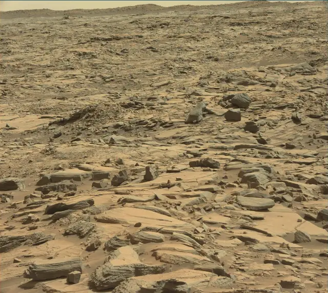 Sol 2702: Mast Camera (Mastcam)